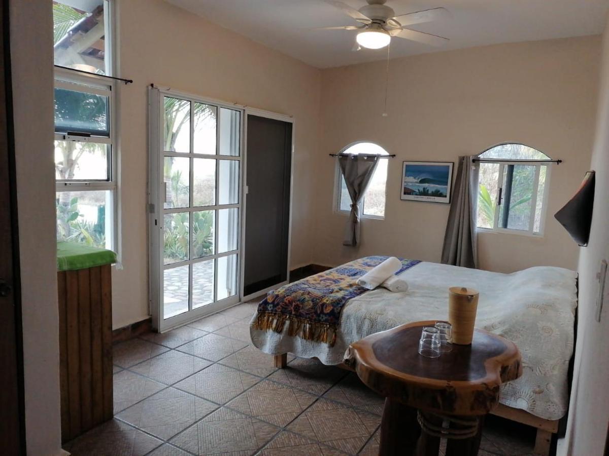 Casa Palma Beach House Brisas de Zicatela Номер фото